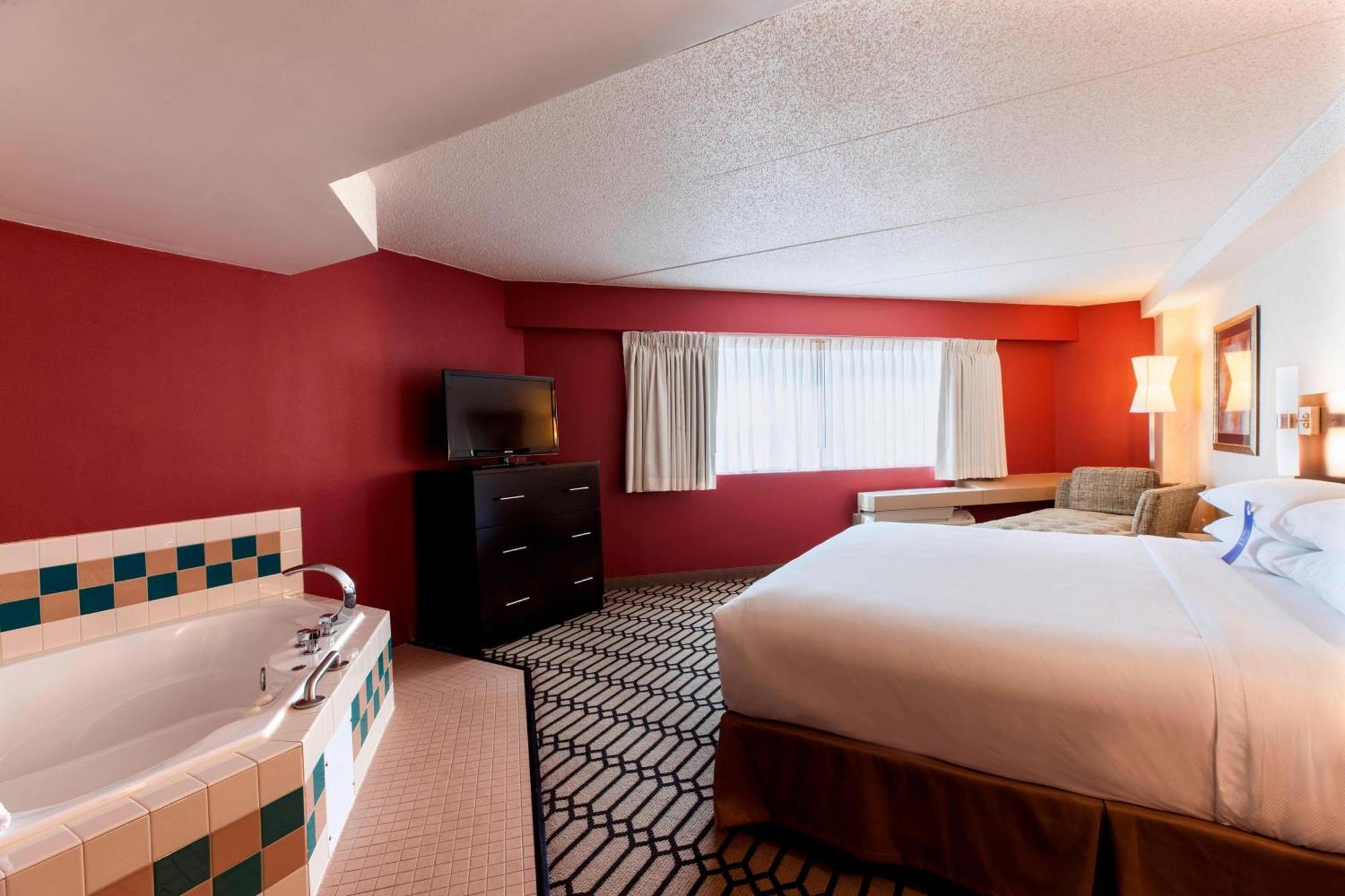 Delta Hotels By Marriott Фарго Экстерьер фото