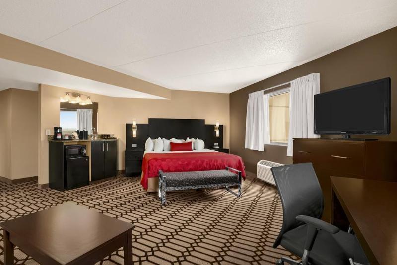 Delta Hotels By Marriott Фарго Экстерьер фото